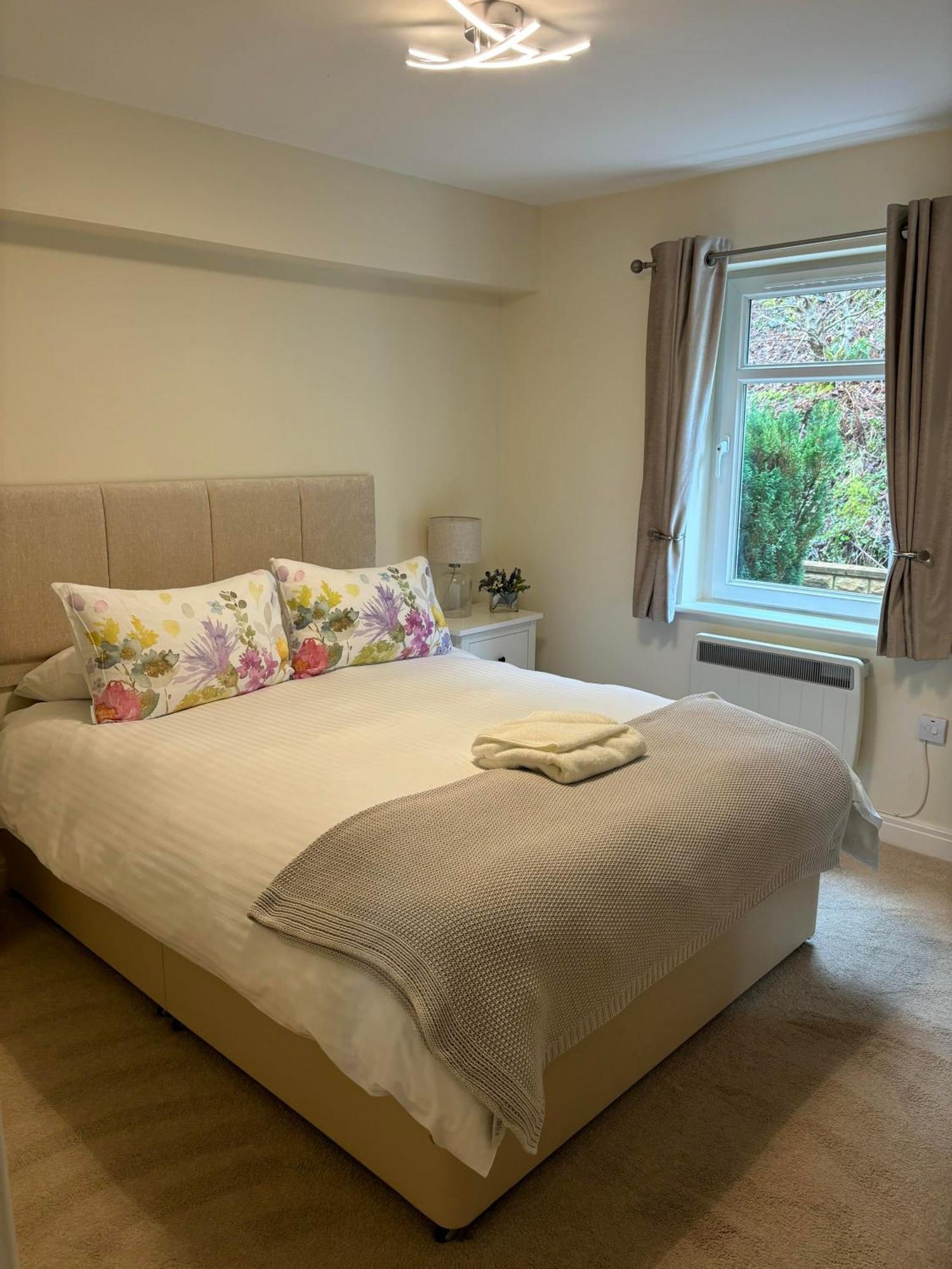 Conaglen, Glenloch View, Fort William 2-Bedroom Loch Side Flat Exterior foto
